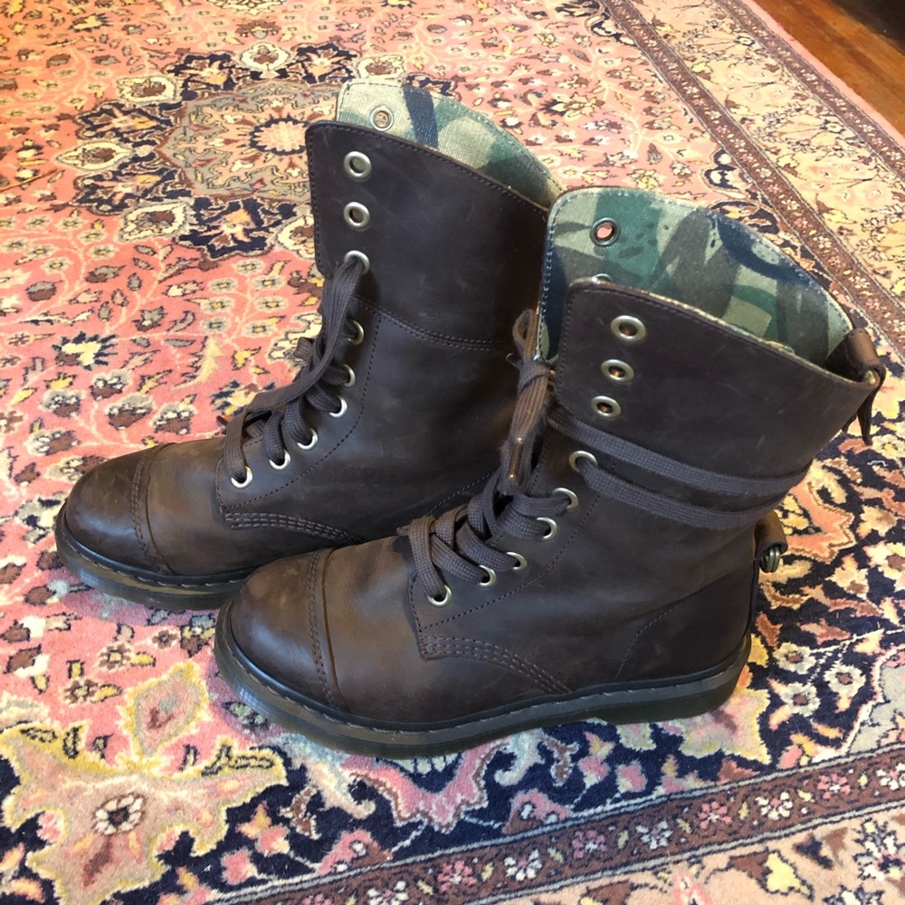 Dr. Marten Triumph Brown Leather Boots Women’s 9